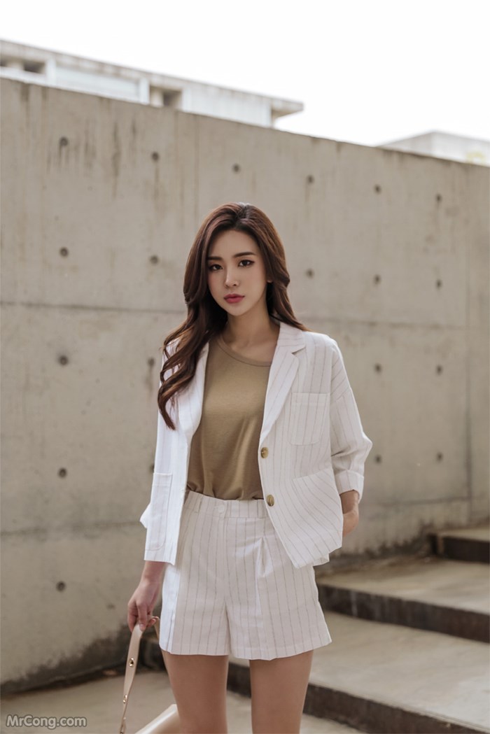 Model Park Da Hyun in fashion photo series in May 2017 (448 photos) photo 9-8