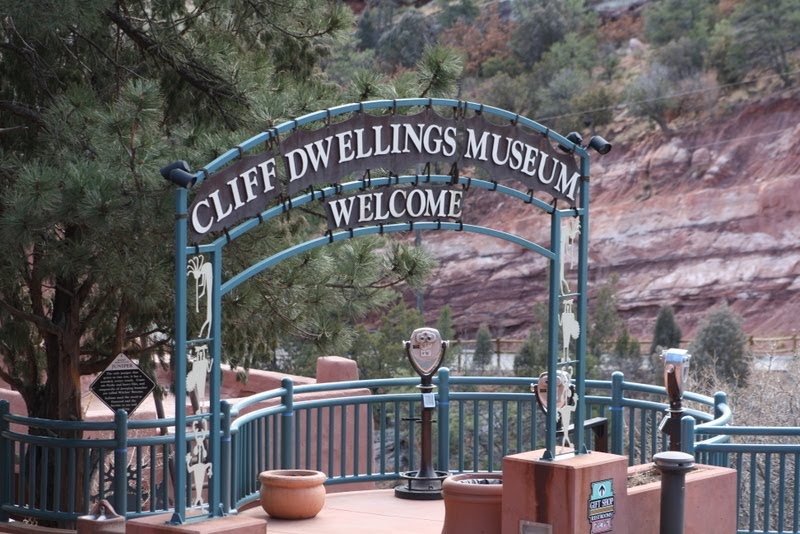 Denver Excursions Cliff Dwellings; Manitou Springs