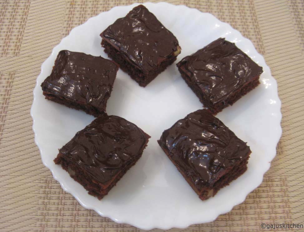 Eggless brownies with chocolate frosting