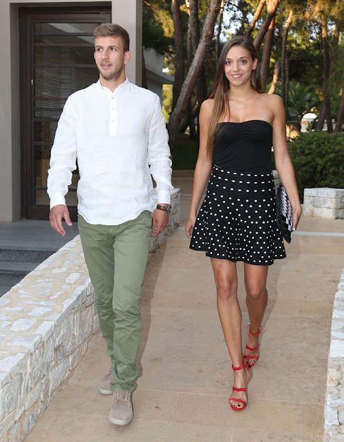 Οι γυναικάρες των άσων του Παναθηναϊκού! (pics)