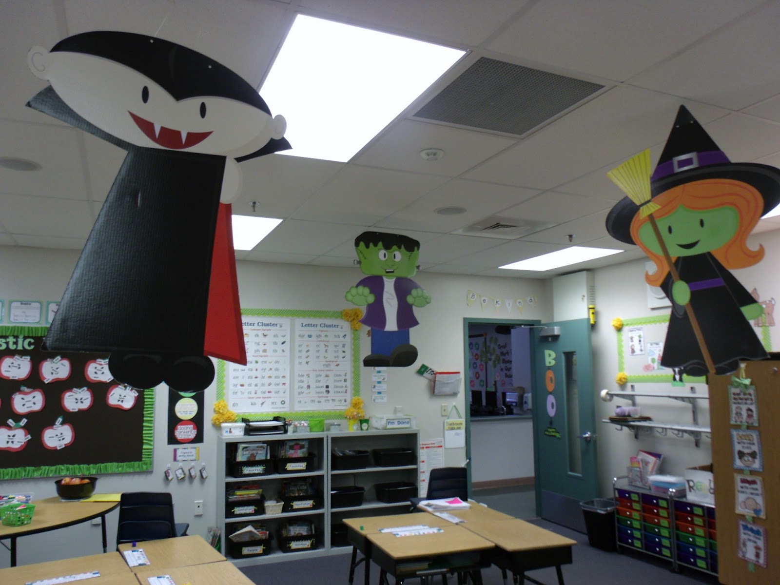 Inspiration 18+ Halloween Decoration Ideas For The Classroom
