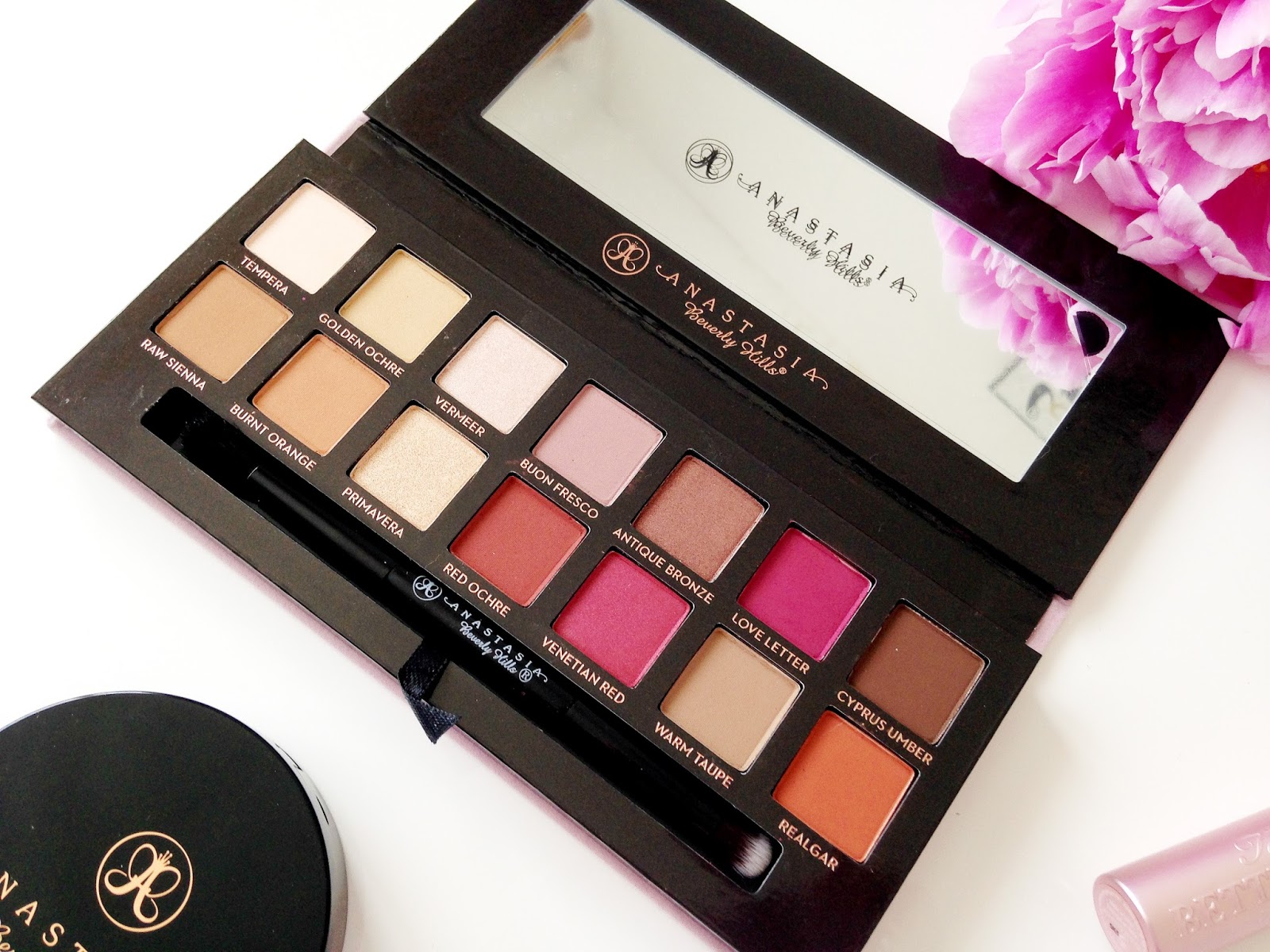 Anastasia Beverly Hills Modern Renaissance Palette Anastasia Beverly Hills Modern Renaissance Palette