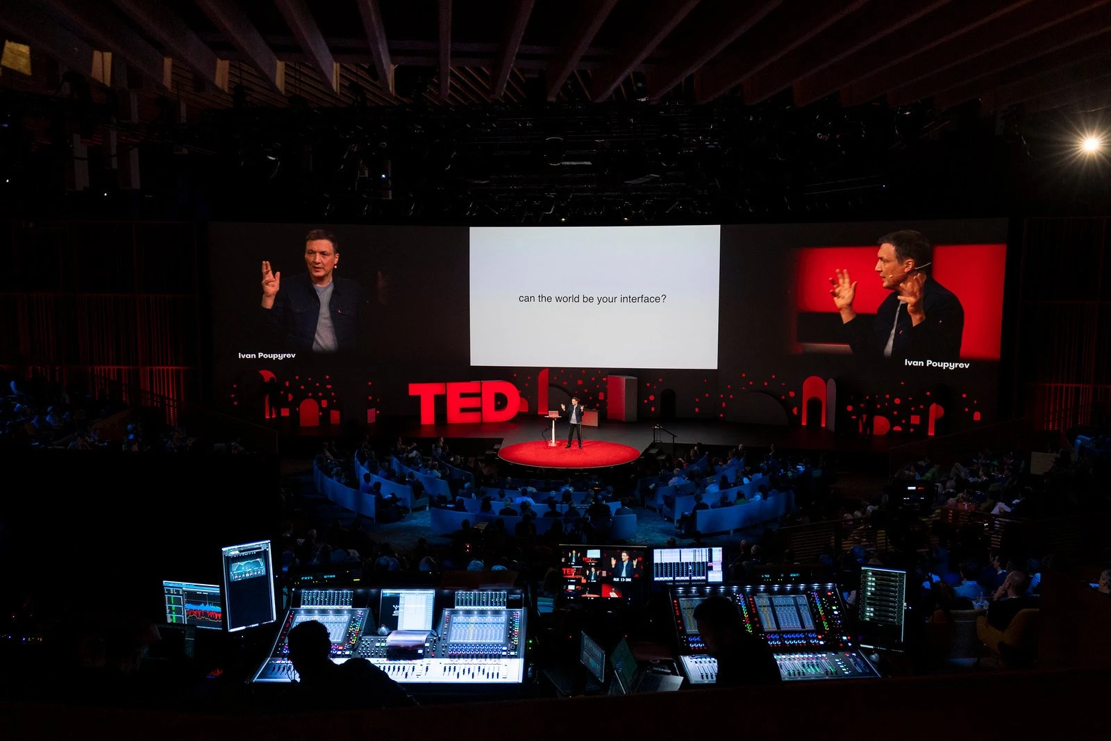 Google’s Project Jacquard is still alive, Ivan Poupyrev controls entire TED talk presentation with a Levi’s jacket