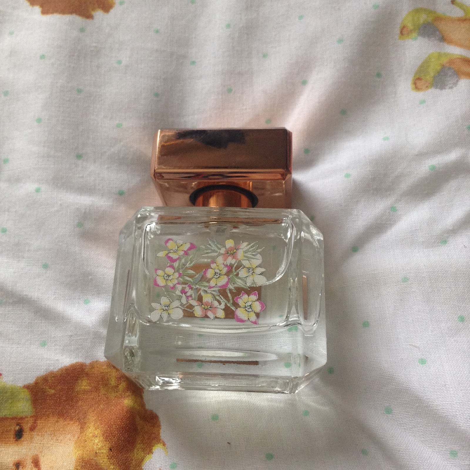 Books, Bakes And Beauty : Review: Rosie For Autograph Summer Rose Fragrance