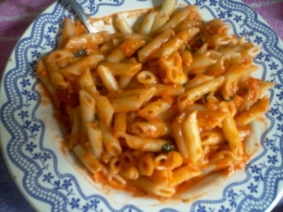 pasta boloñesa vegana con soja texturizada