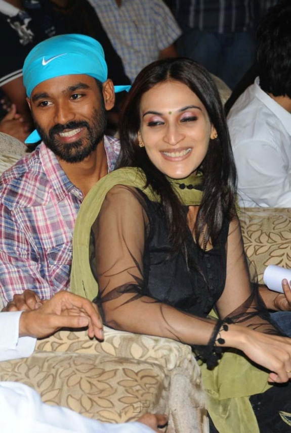 South Indian Actor Dhanush with Wife Aishwarya Rajinikanth Dhanush | South Indian Actor Dhanush Family Photos | Real-Life Photos