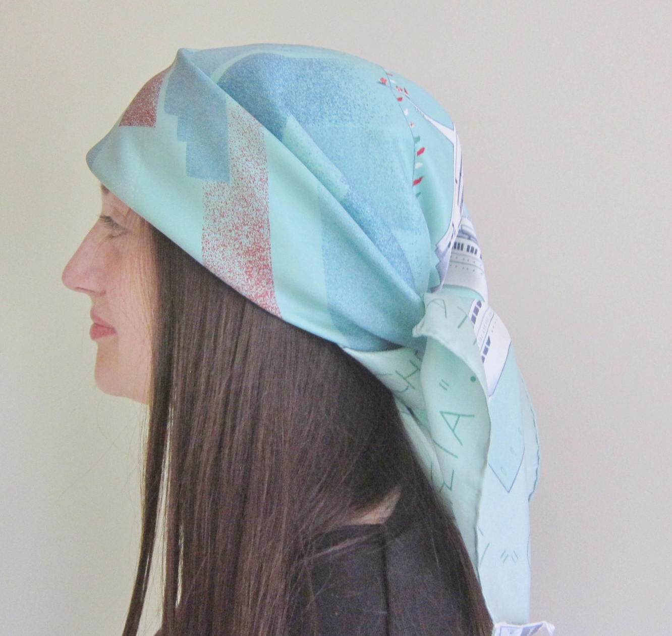 A Passion for Vintage Textiles Hens Teeth