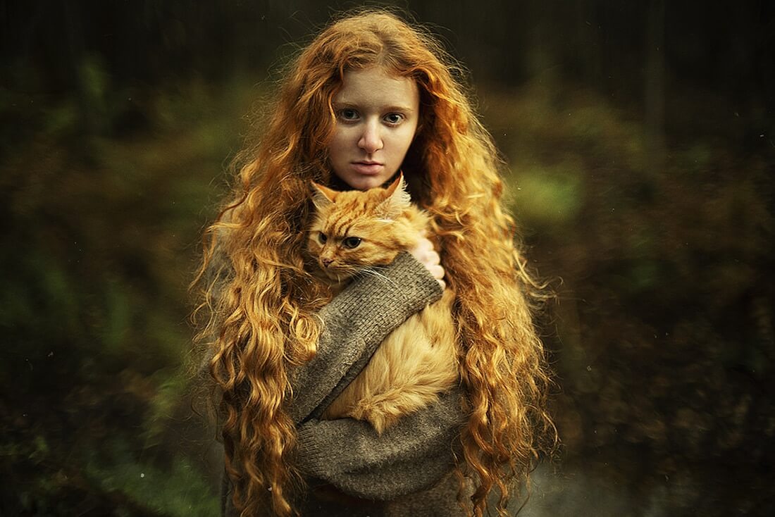 15 Portraits Of Stunning Redheads With Majestic Animals