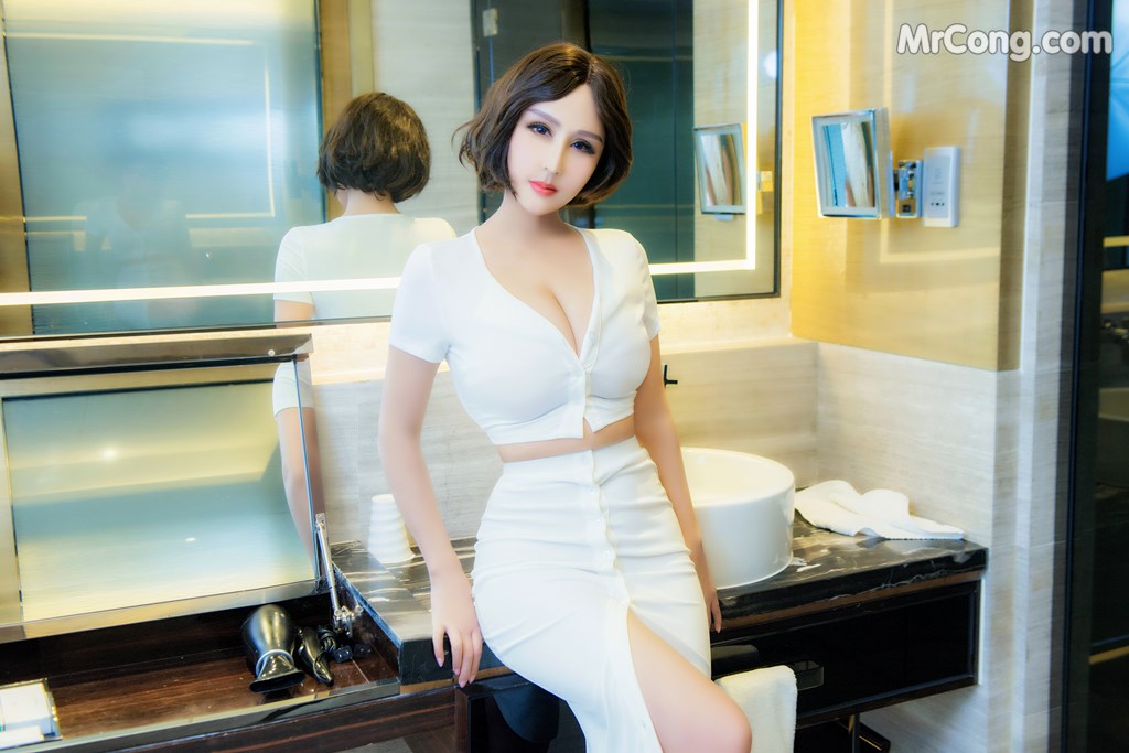 SLADY 2017-05-31 No.012: Model Na Yi Ling Er (娜 依 灵儿) (49 photos) photo 1-8