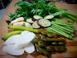 sinigang baboy na pork ingredients okra water eggplant boil liters pot into