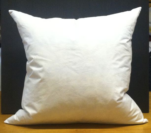 CUSHION WORKS Knife Edge Pillows Crown Allowance vs Straight Cut