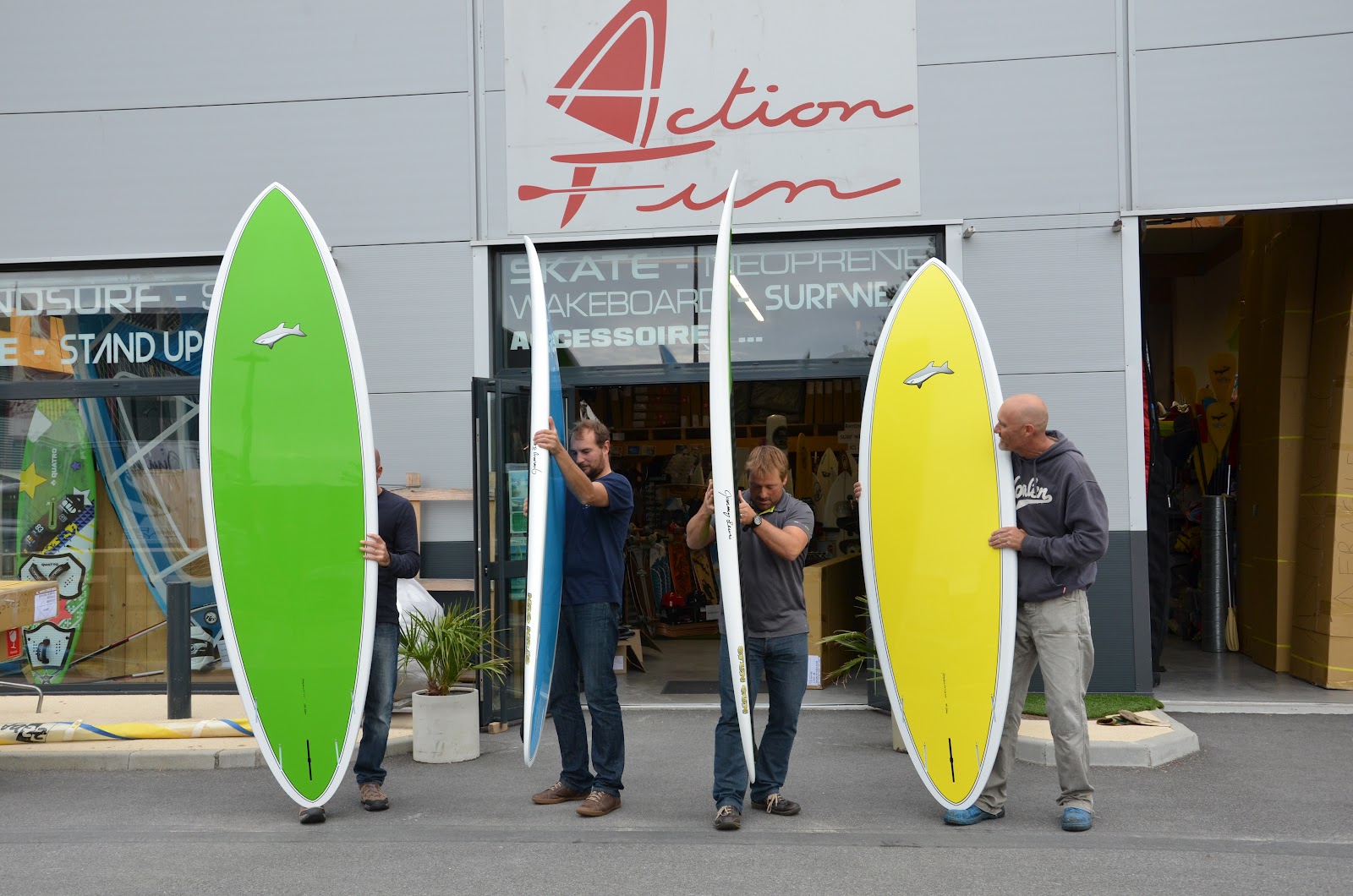 Stand Up Paddle Jimmy Lewis France SUP Surf Kite Arrivée en France des