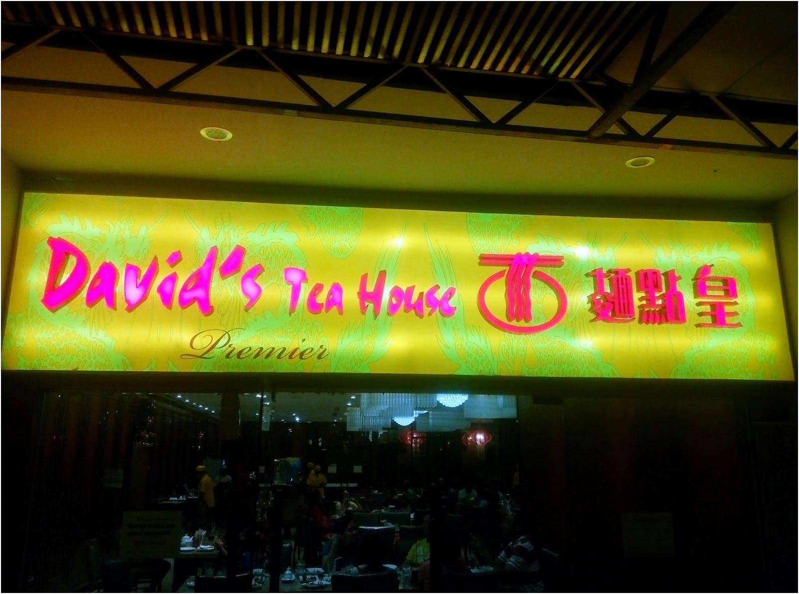 David's Tea House | Greeg Adventure