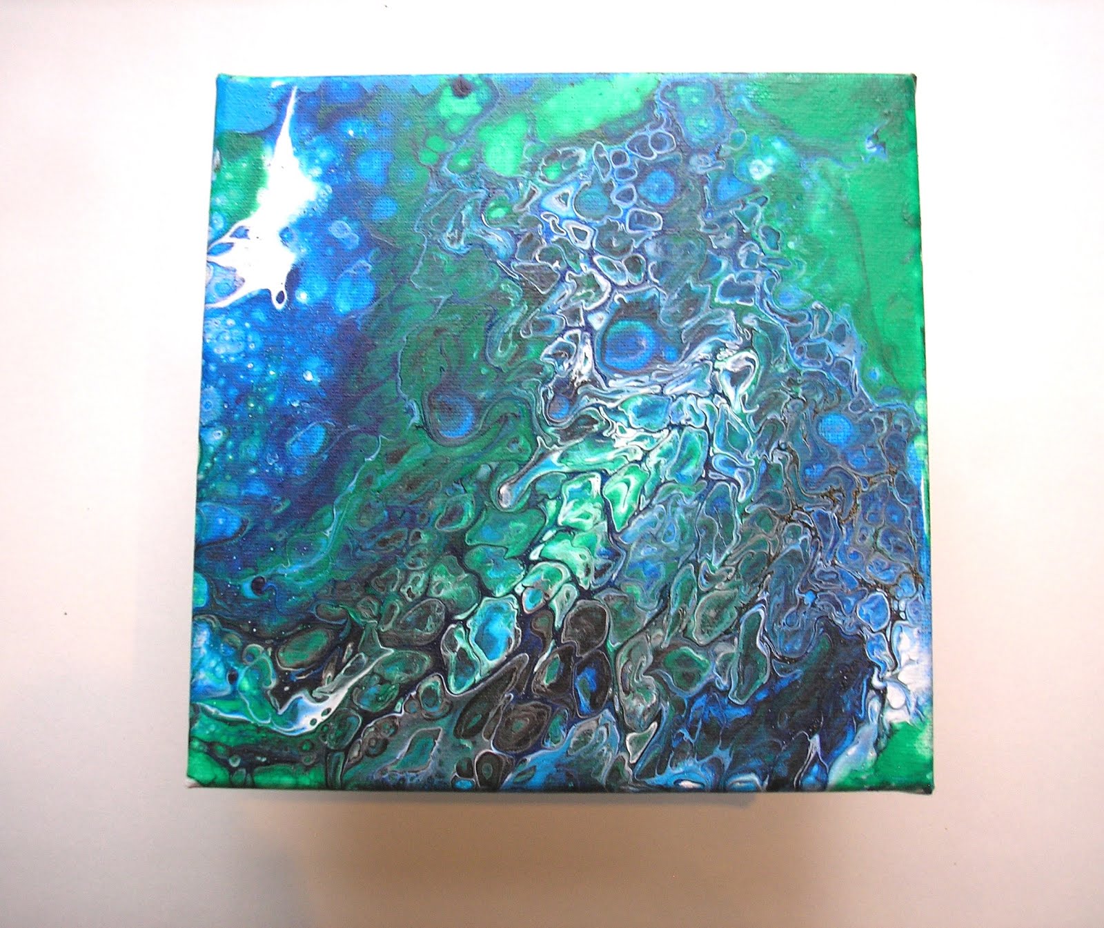 Acrylic Pouring