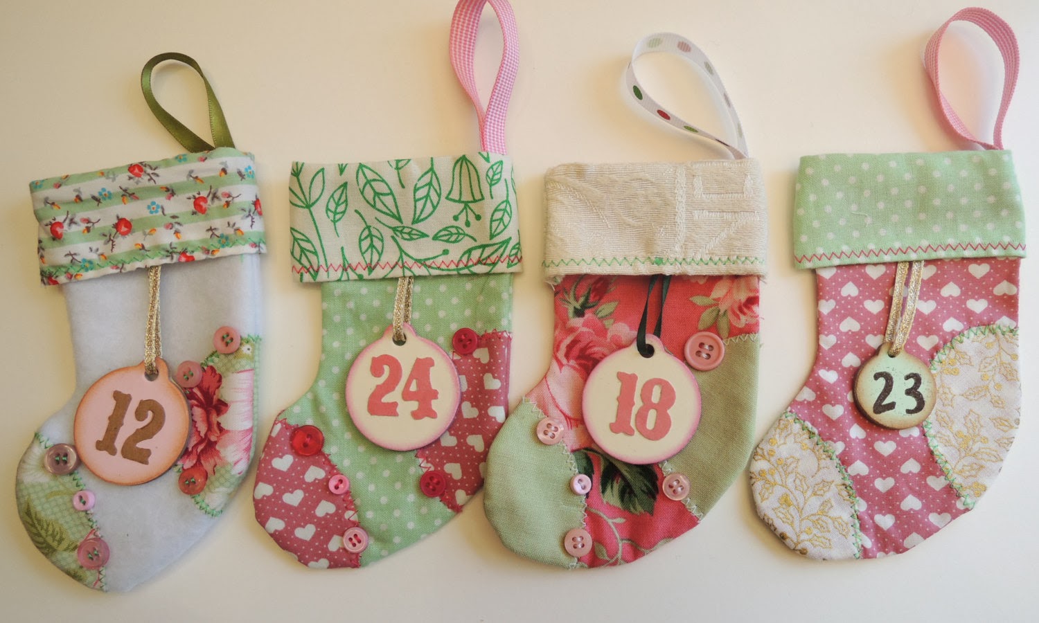 Simbie Yau's Little Creatures