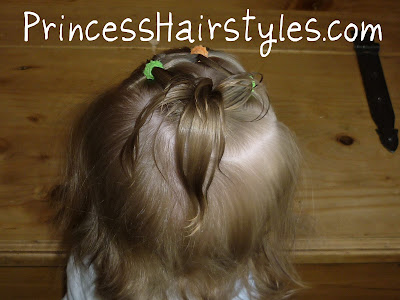 baby ponytail hairstyle