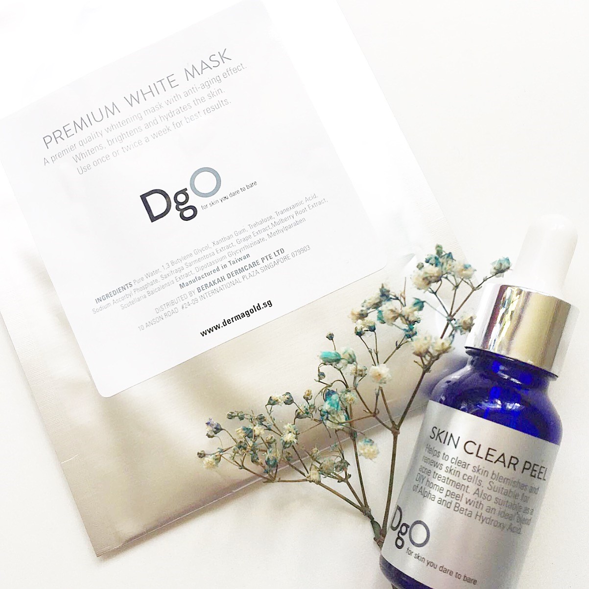 Download Cherry Berry A Non Beauty Junkie S Review On Dermagold Skin Clear Peel Premium White Mask PSD Mockup Templates