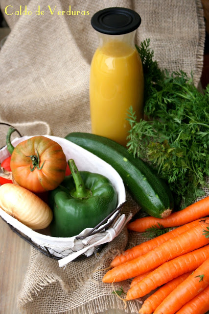 Caldo De Verduras Y Jamón
