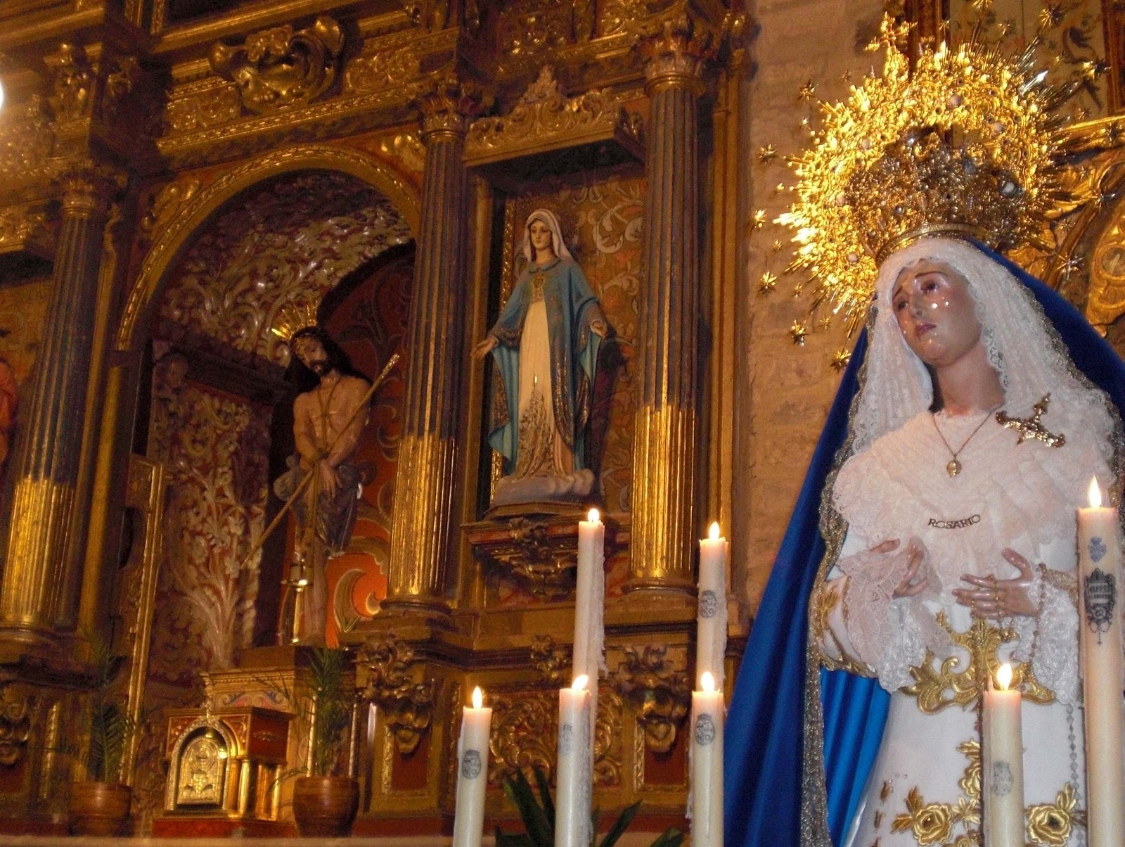 ILUSTRE COFRADÍA DE LA HUMILDAD BAEZA