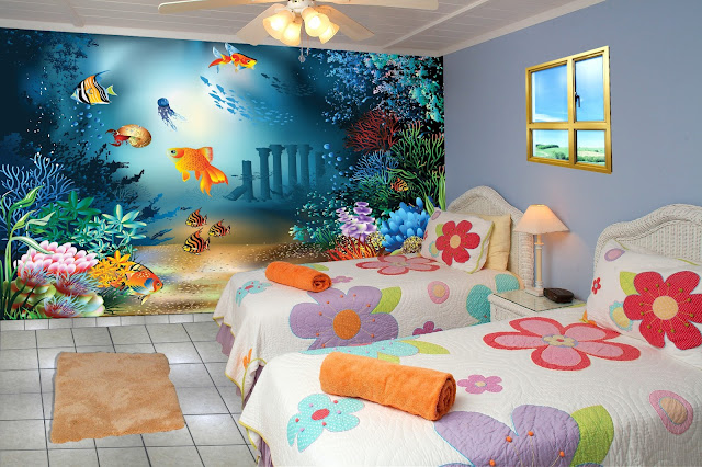 Belle chambre d'enfants avec papier peint et deux lits