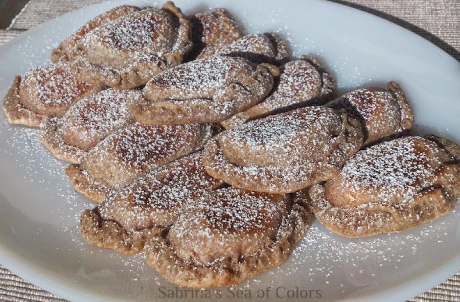 Empanadillas de batata y almendra