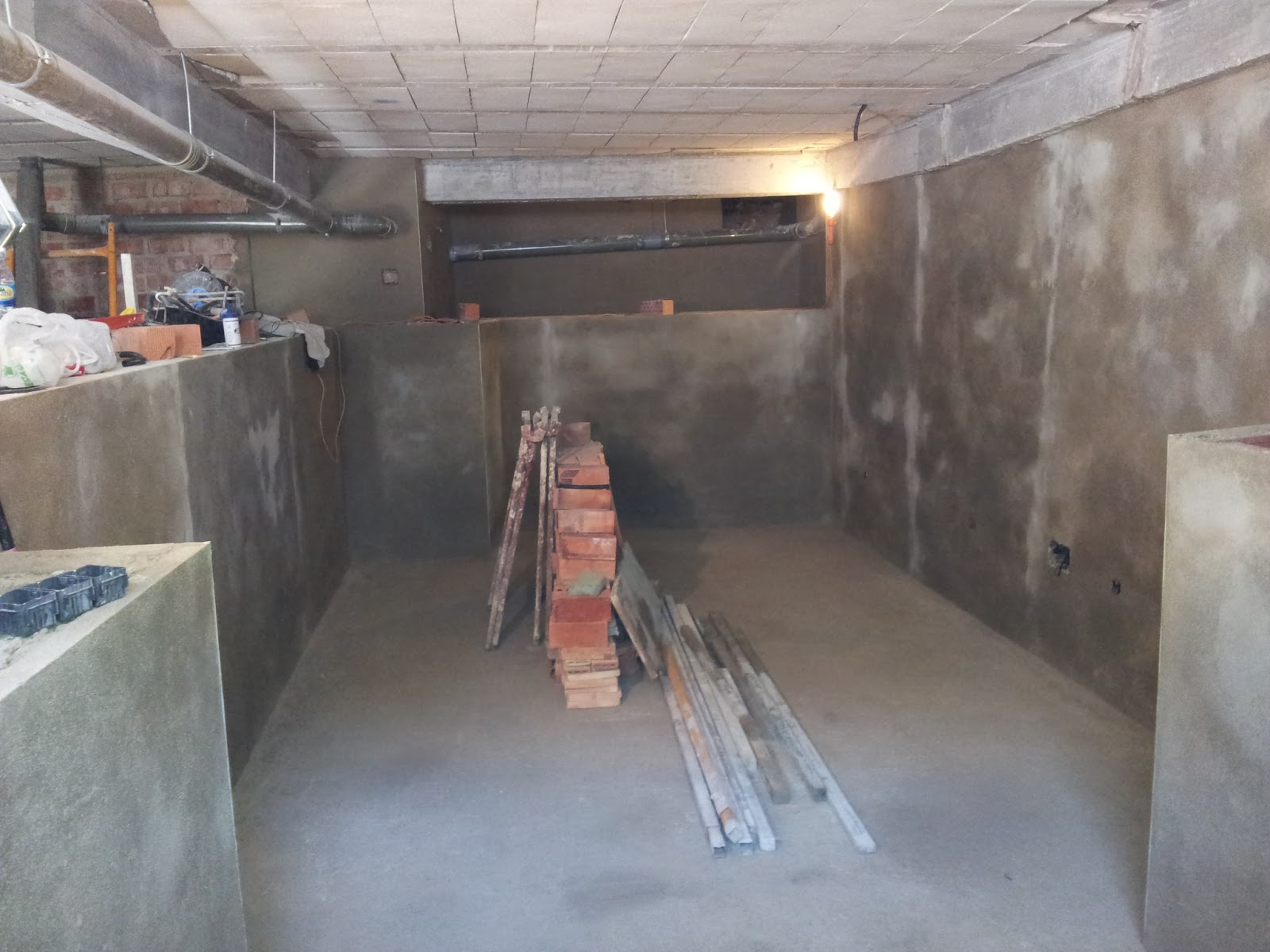 EMILIO MULTIVENC.: REALIZACIÓN DE SOTANO CASA.