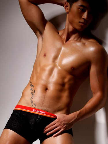 Asian women seeking black men Hot asian in skirt
