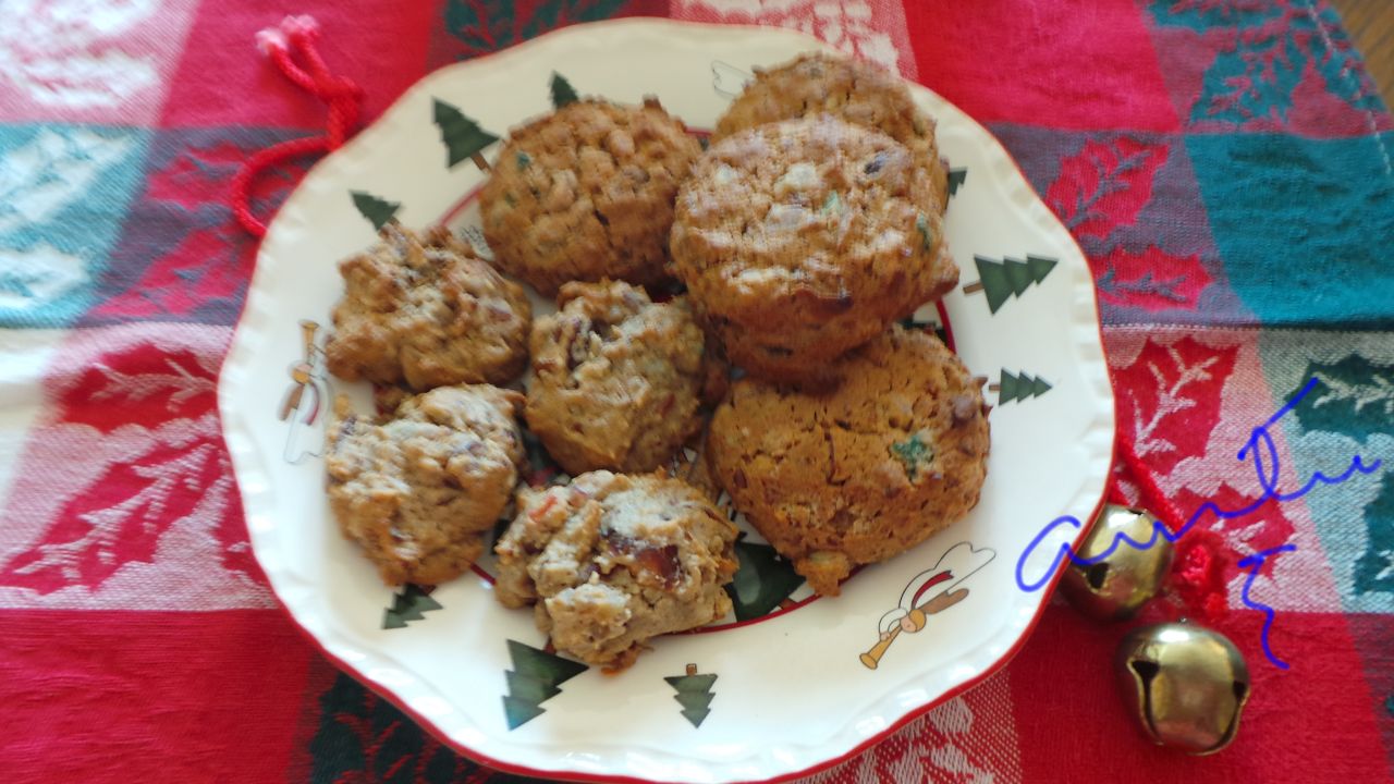 Auntie E's Kitchen 23 Days of Holiday Cookies Bourbon fruitcake Cookies