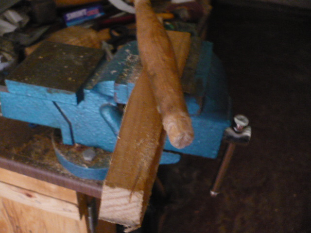 Arreglo de taburete, fabricacion de travesaño.