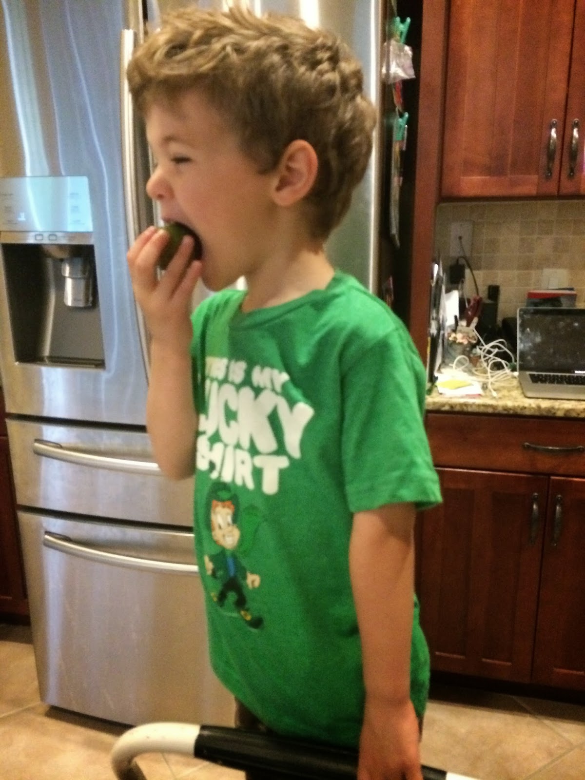 Two Much Fun Leprechaun Cupcakes (no artificial food dye)