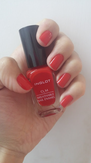 Marilina B. Makeup Esmaltes Inglot