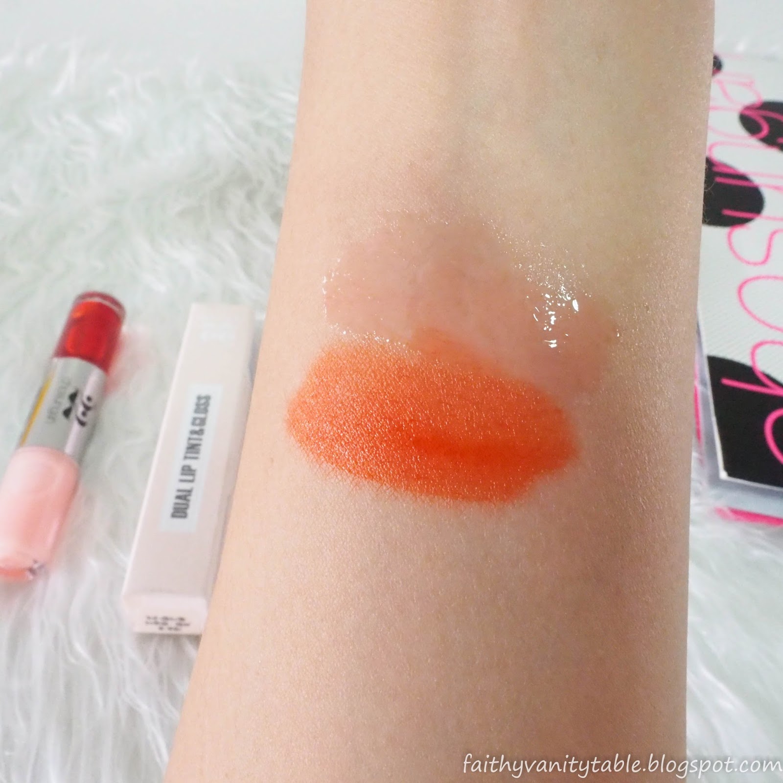 ขาย*พร้อมส่ง*Chosungah22 Dual Lip Tint & Gloss Lace สีส้ม ลิปกลอสผลิตจากเกาหลี ติดแน่น สีสวย