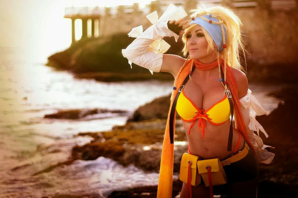 Cosplayer Video Interview: Jessica Nigri and Monika Lee at NYCC! 