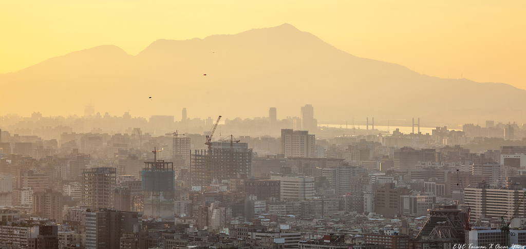 <br /><br /><br /><br /><br /><br /><br /><br />