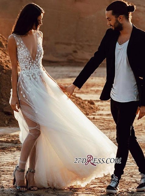 Vestidos de Noiva Decotados com Aplique Floral Vestidos de Noiva Decotados com Aplique Floral