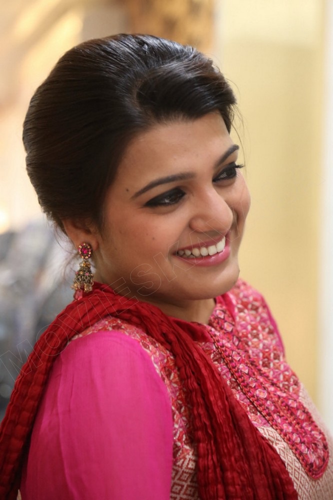 tashu kaushik latest cute photoshoot photos movieskavala tashu kaushik latest cute photoshoot photos movieskavala