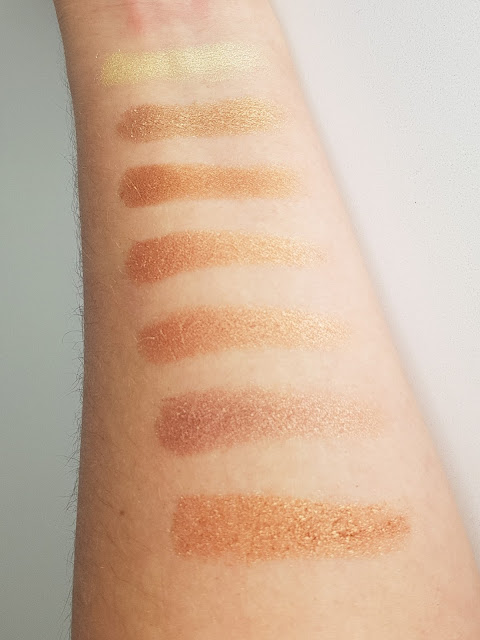 Makeup Revolution Amplified 35 Eyeshadow Palette Naked Golds Swatch