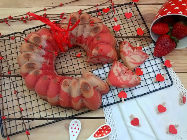 San Valentín Bundt cake Fresas Cava Cuca Bizcocho Corazón Marmolado Rojo