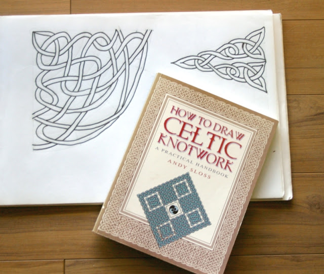 How to draw Celtic Knotwork book & sketches.