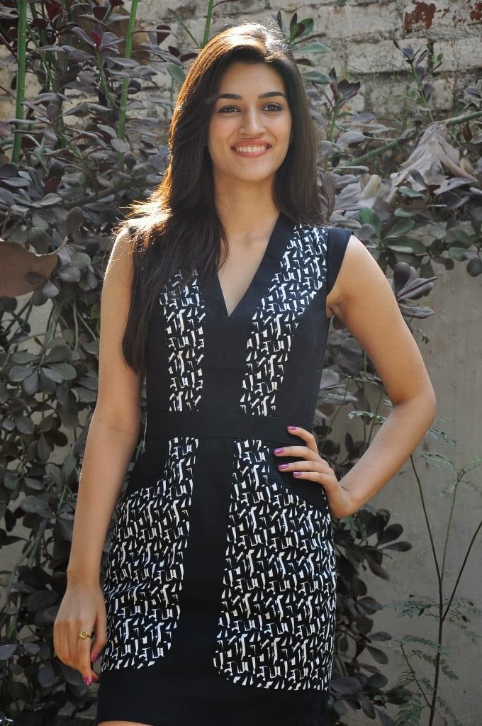 Actress Kriti Sanon Latest Hot Photos Tolly Cinemaa Gallery