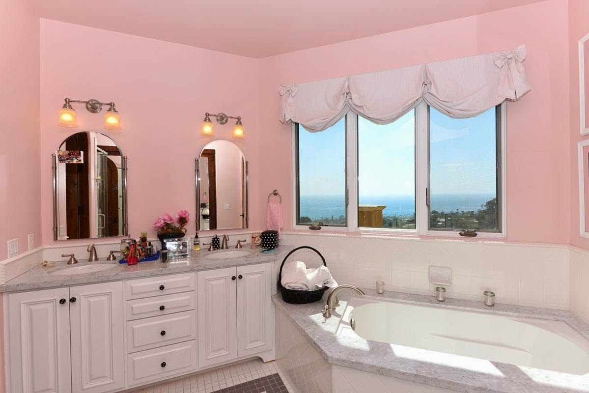 Open House In La Jolla We're Hosting Team Chodorow's Listing At 1252