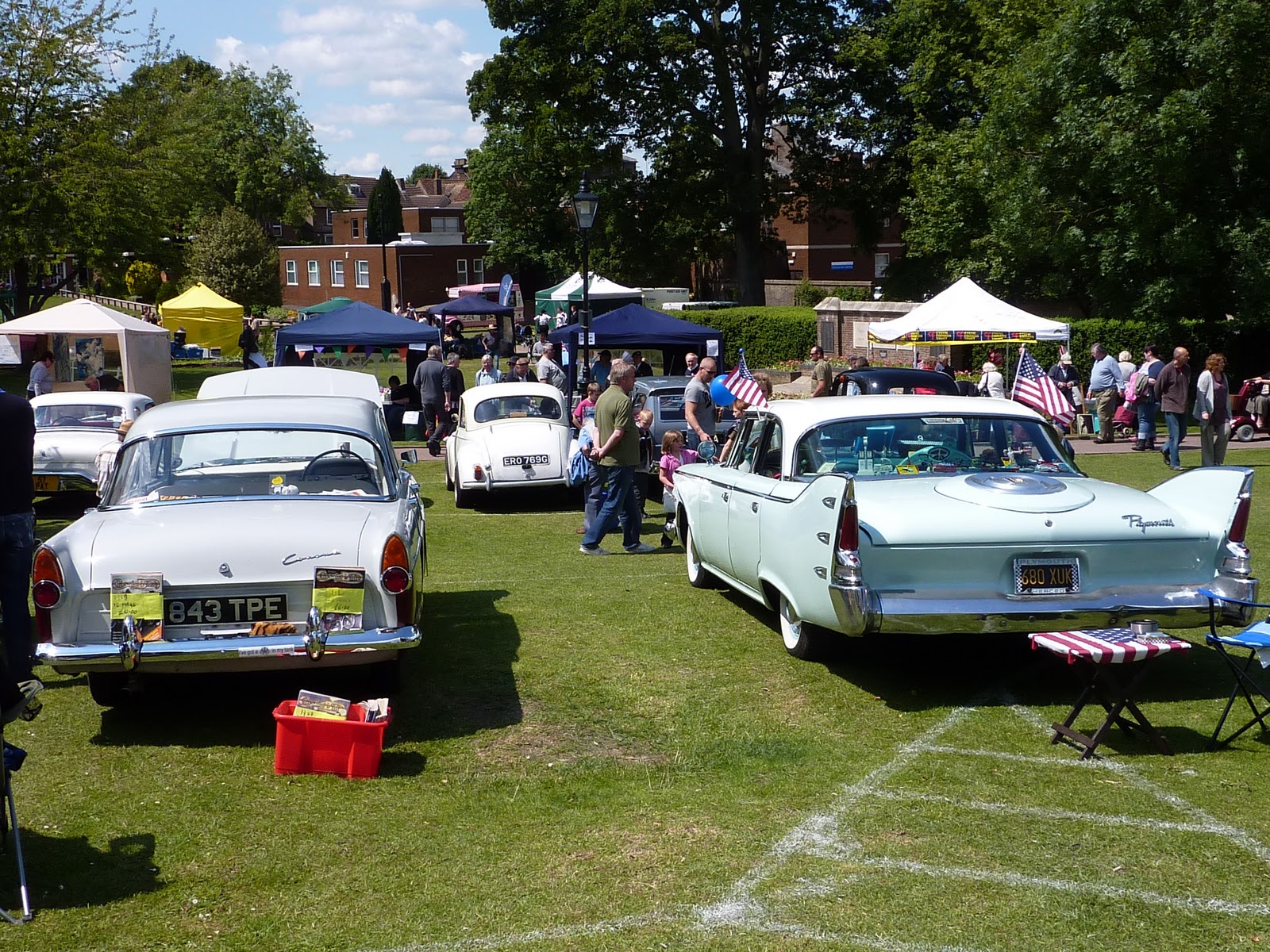 About Dunstable Annual Car Shows Priory Gardens Dunstable