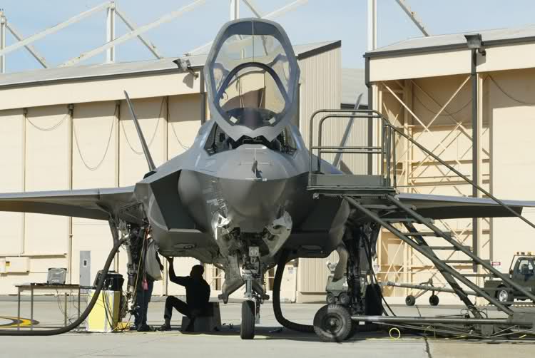 the man cave: F-35 Joint Strike Fighter (JSF) Lightning II