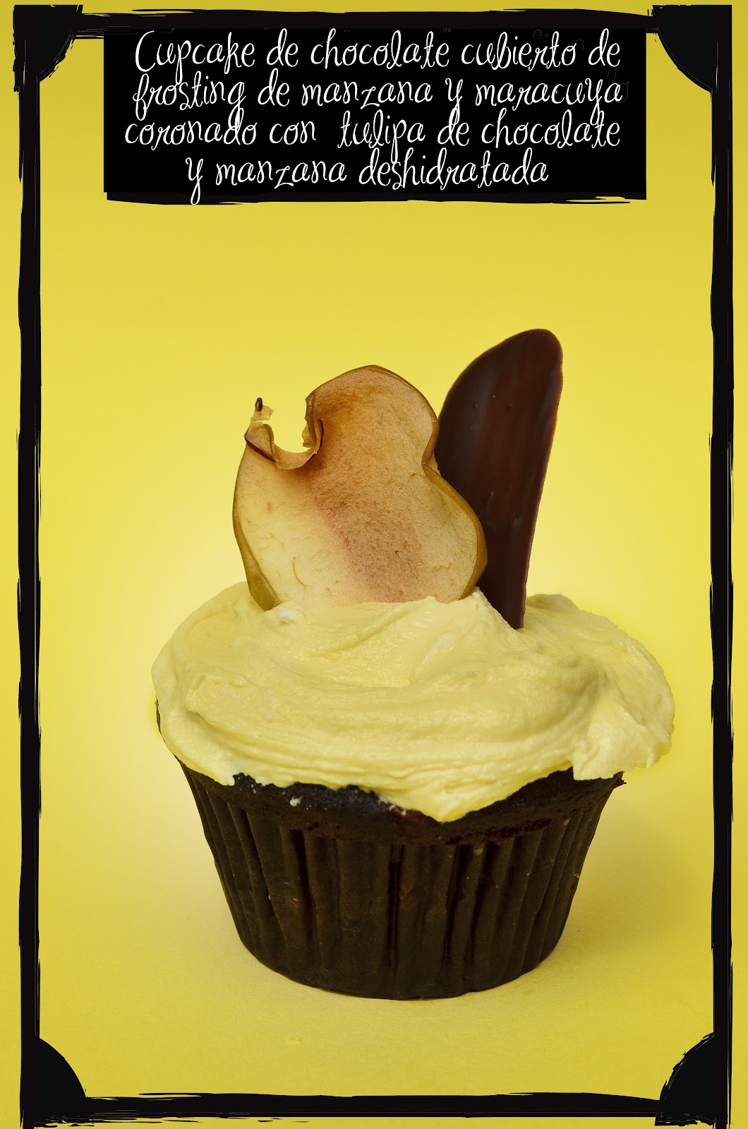 Gala Cupcake