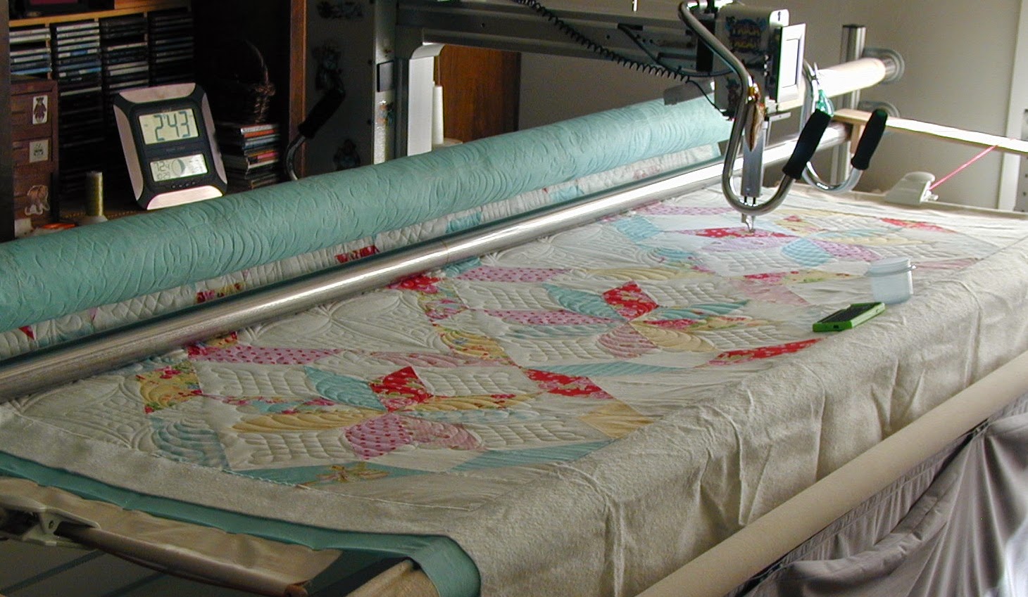 Moonbear Longarm Quilting Feathers for Marla