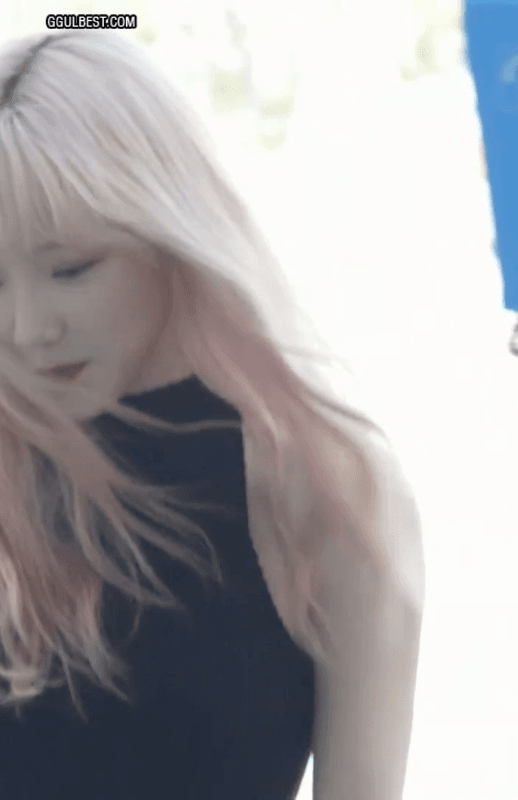 공항 핑크 태연