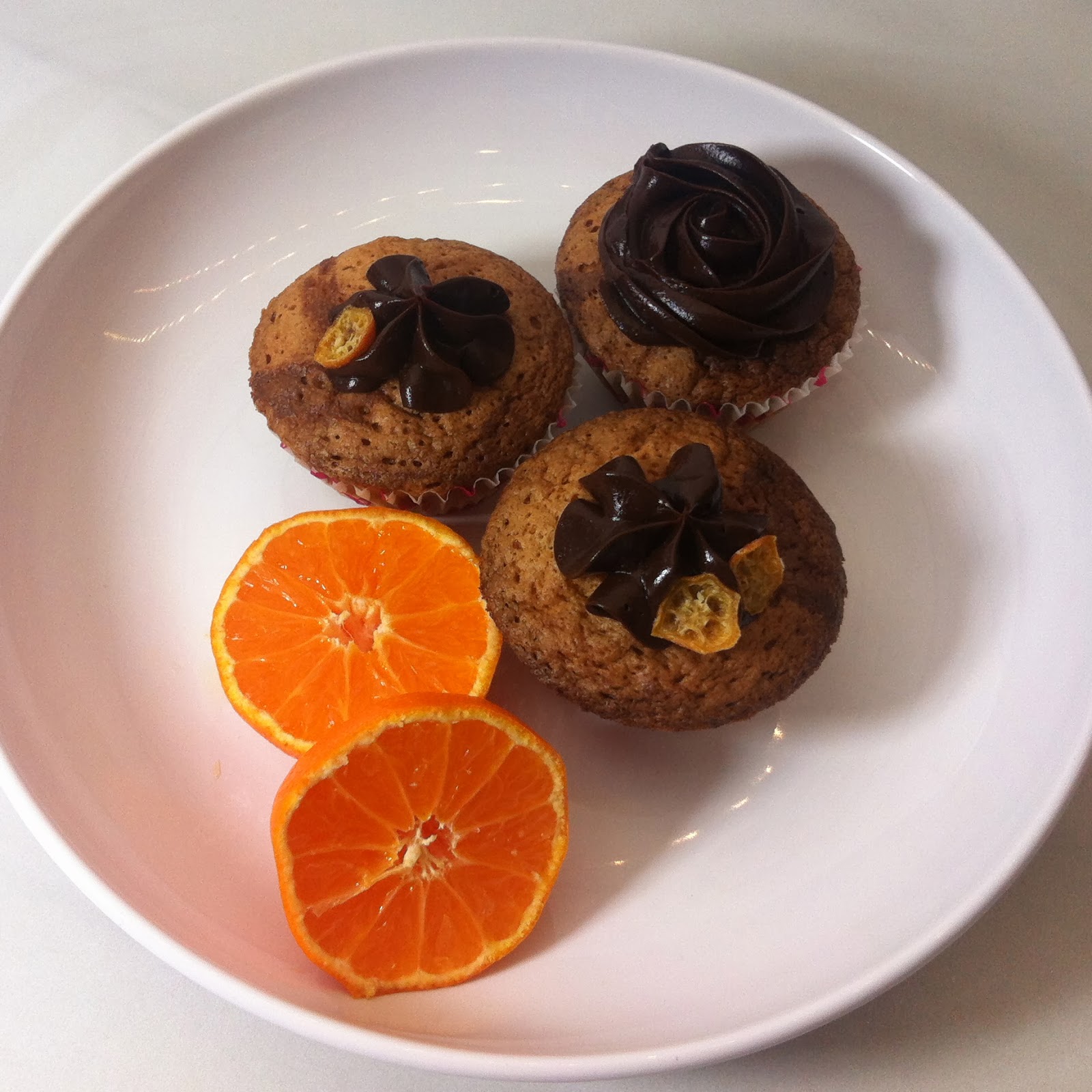 Pâtisserie Nadine: Mandarinen-Schoko-Muffins mit Schoko-Buttercreme