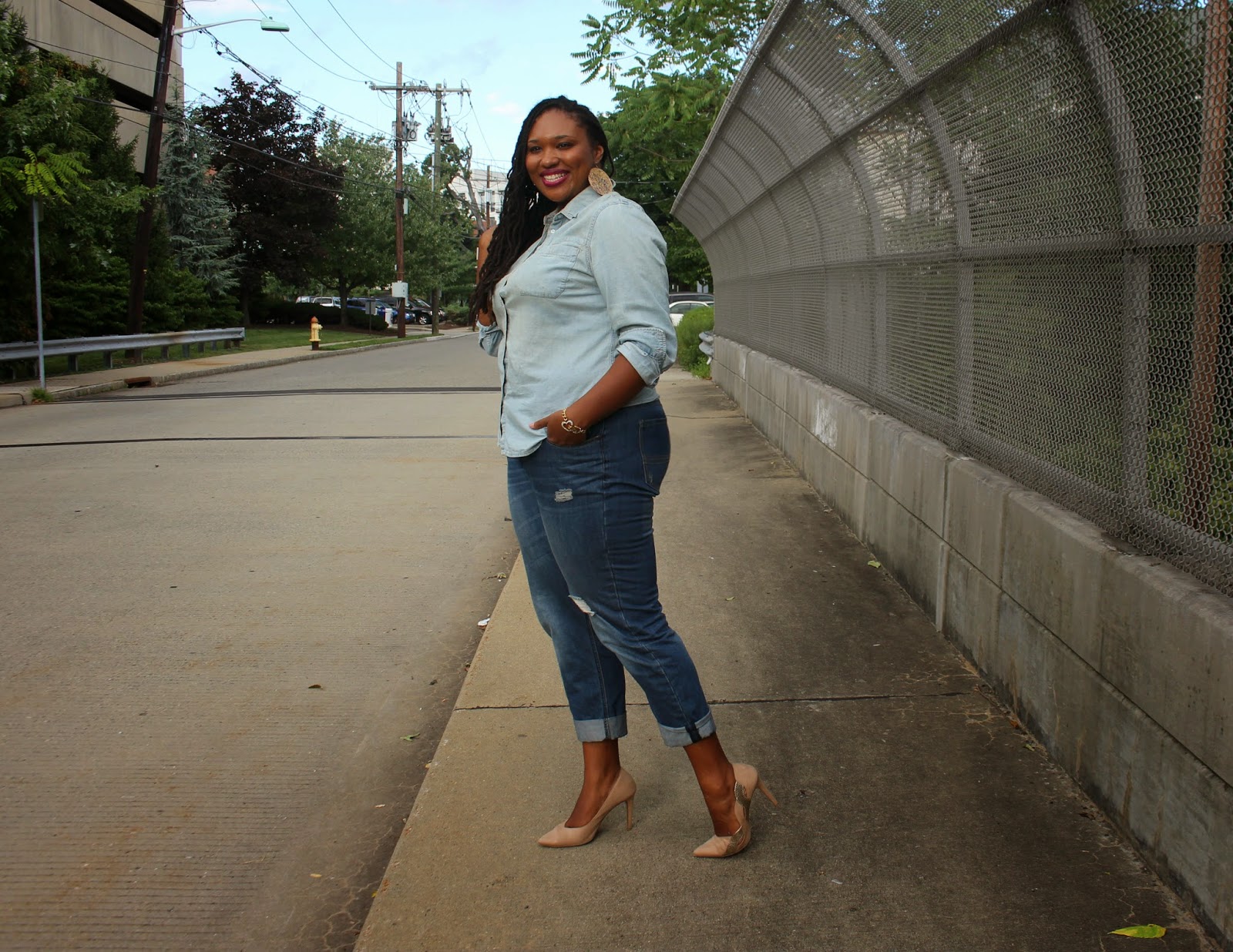 denim on denim, plus size boyfriend jeans