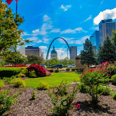 Gateway Arch & Old Courthouse in St Louis photo by mbgphoto