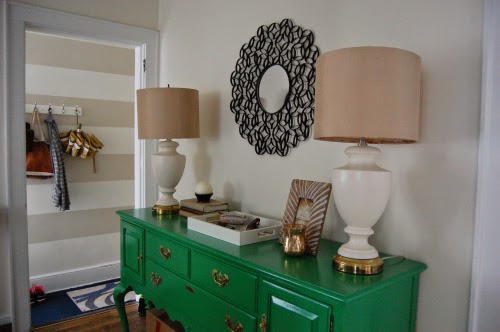 Reciclar tubos de papel film en figuras decorativas